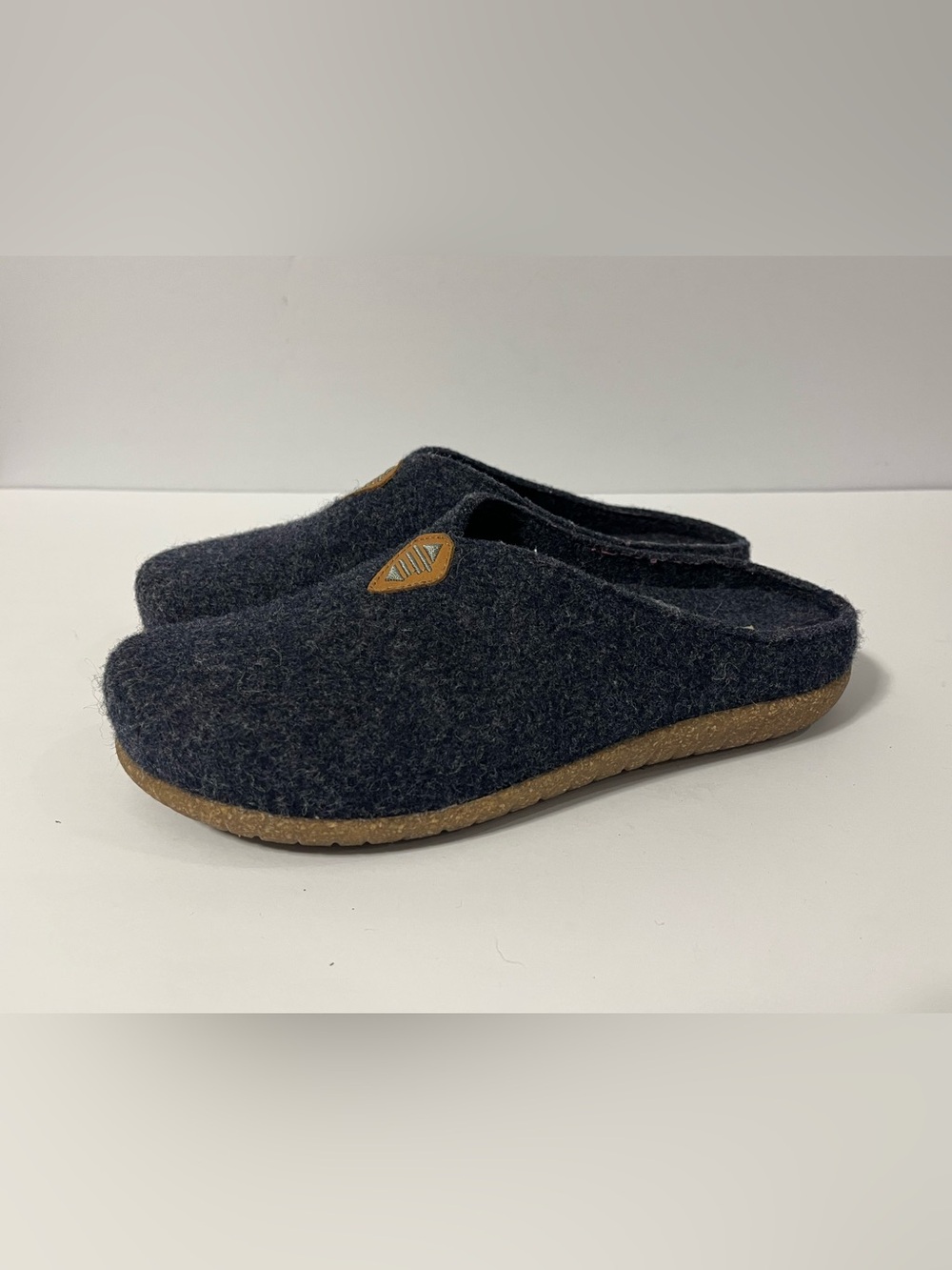 taos Wool Felt Clog Slippers Gray Comfort House Shoes EU 39 Boho Cozy 8-8.5 us